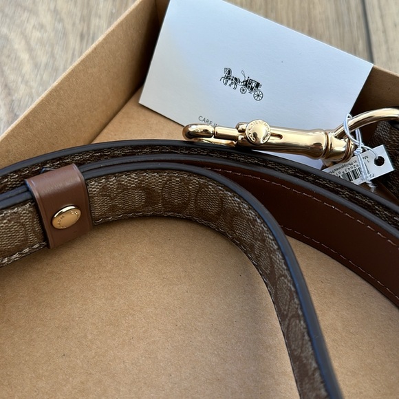 Coach Dog Leash - Picture 2 of 4